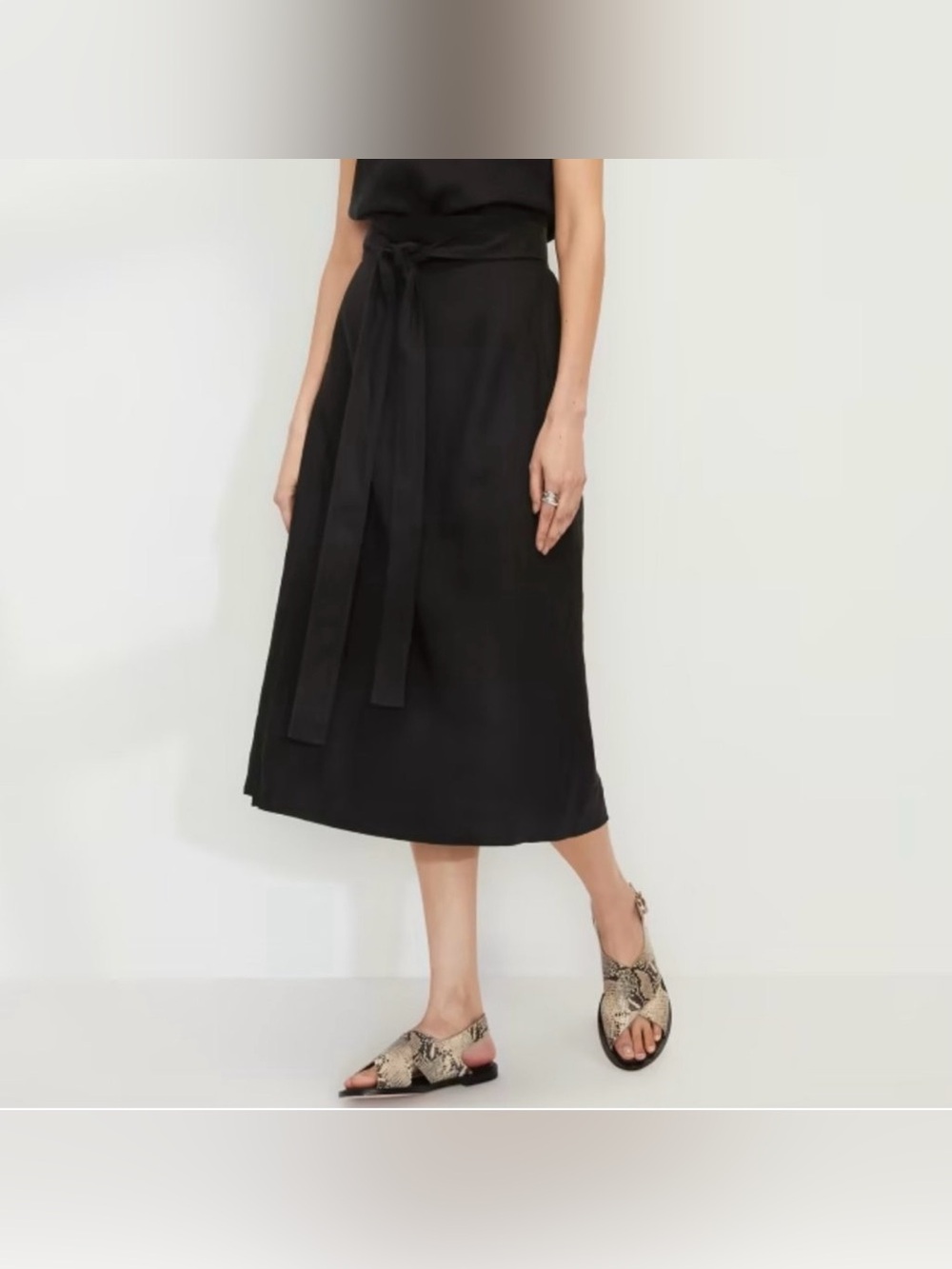 Everlane The Linen Wrap Midi Skirt - Black, 00